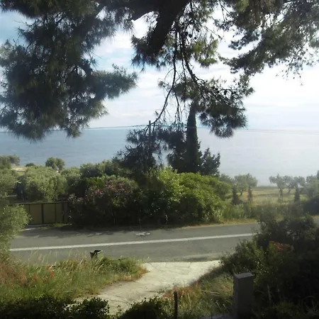 Aliki Villa